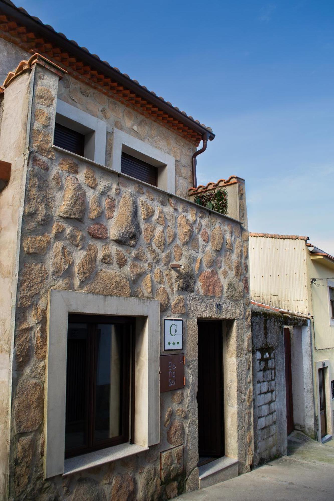 Casa Rural Dona Sol Монтанчес Экстерьер фото