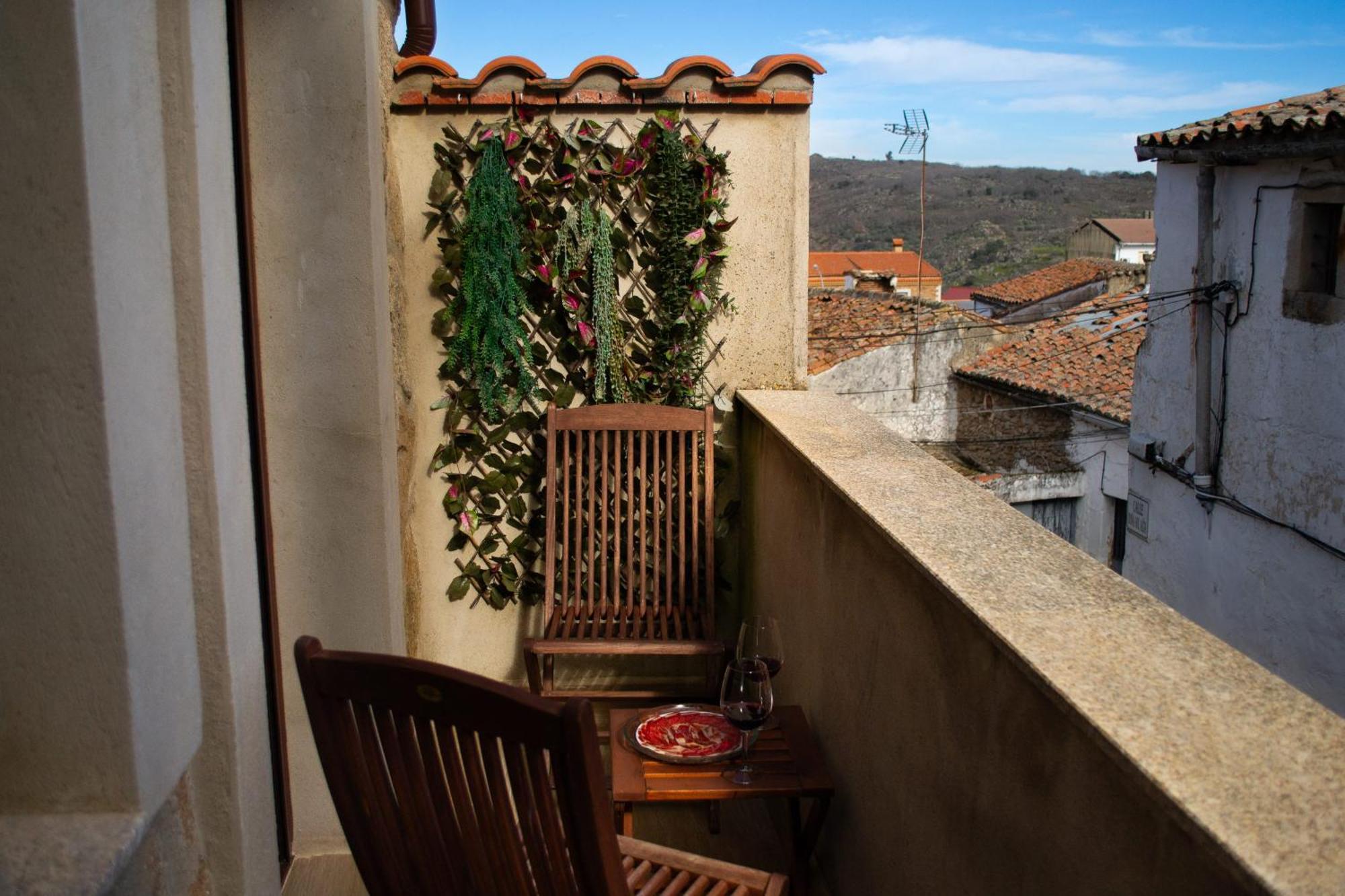 Casa Rural Dona Sol Монтанчес Экстерьер фото