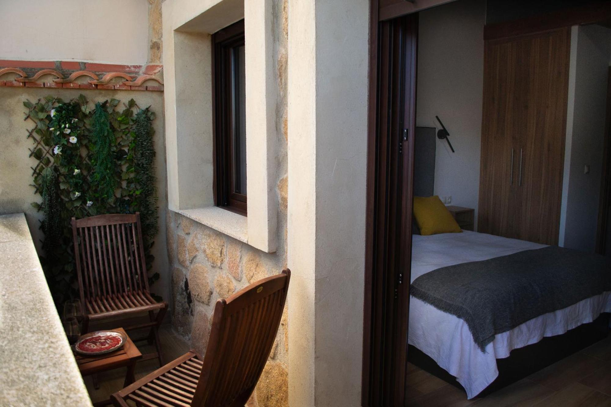 Casa Rural Dona Sol Монтанчес Экстерьер фото